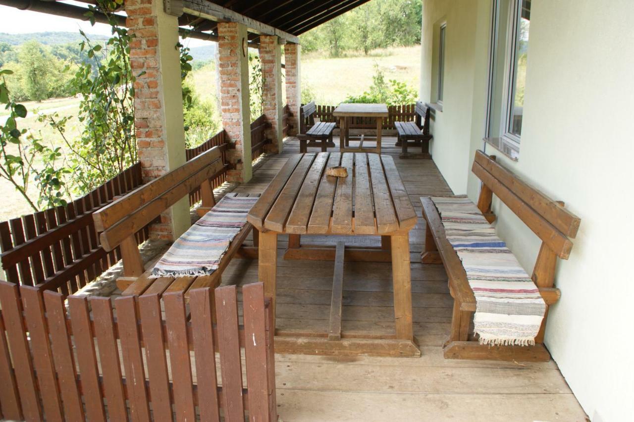Apartman "Bogut" สลูน ภายนอก รูปภาพ