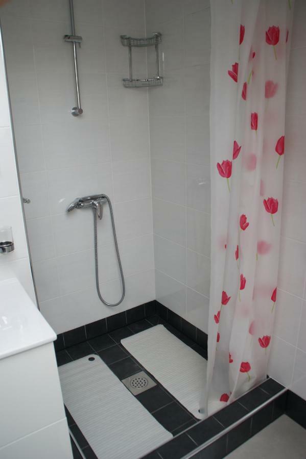 Apartman "Bogut" สลูน ภายนอก รูปภาพ
