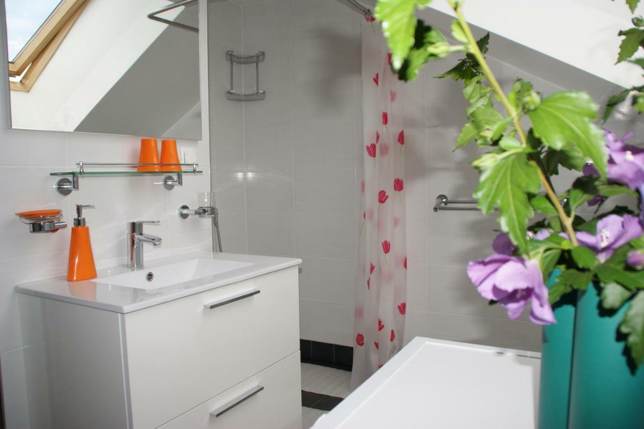 Apartman "Bogut" สลูน ภายนอก รูปภาพ